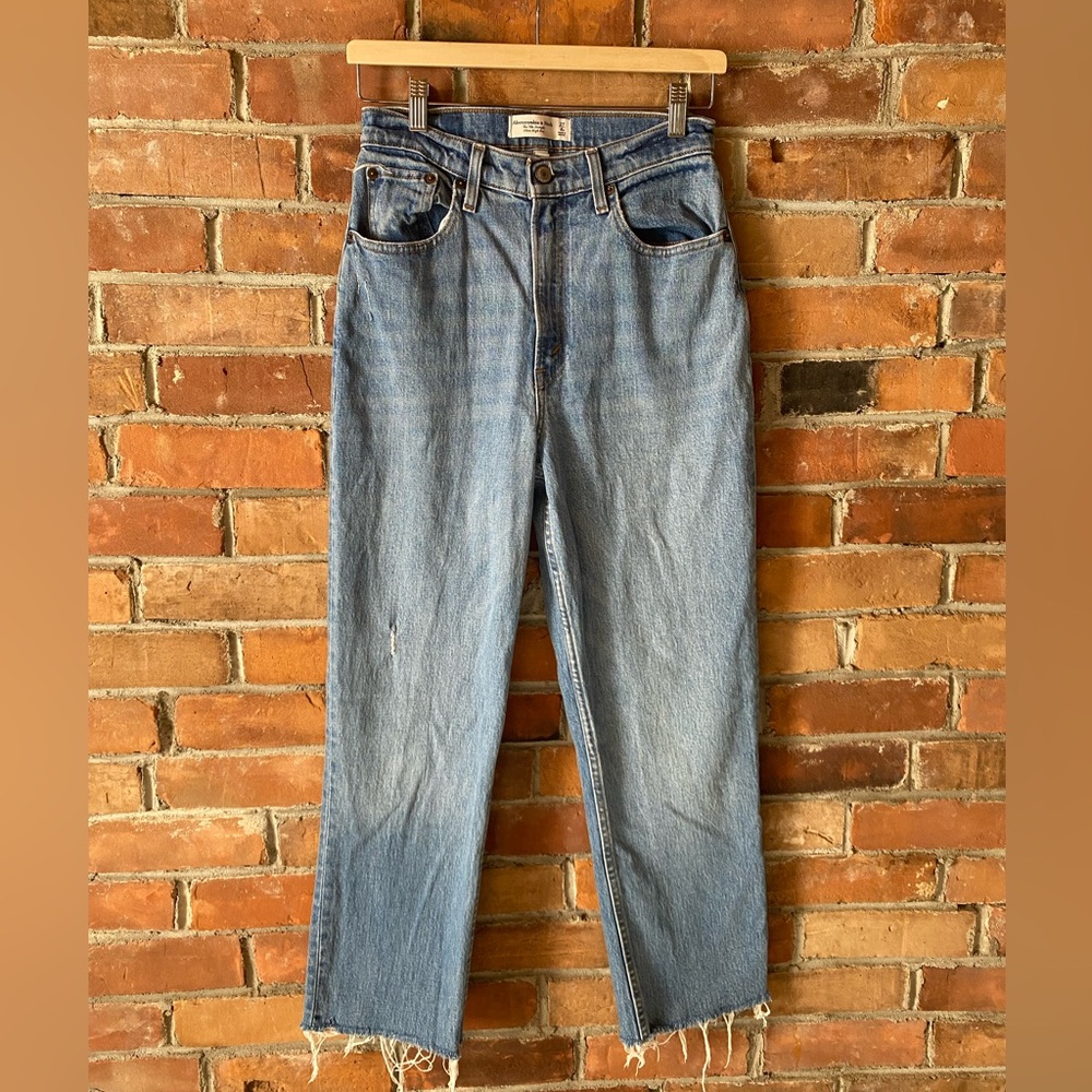 ABERCROMBIE&FITCH 90s straight ultra high rise curve love medium wash size 27